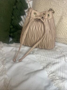 Quilted Drawstring Bucket Bag